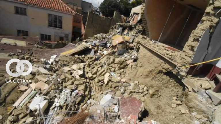 Casas al borde del derrumbe