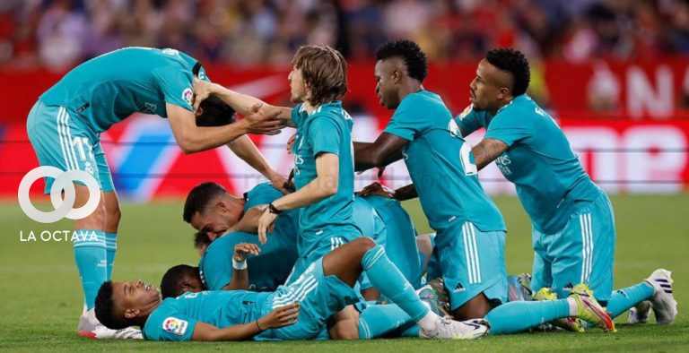 Real Madrid en su partido contra el Sevilla