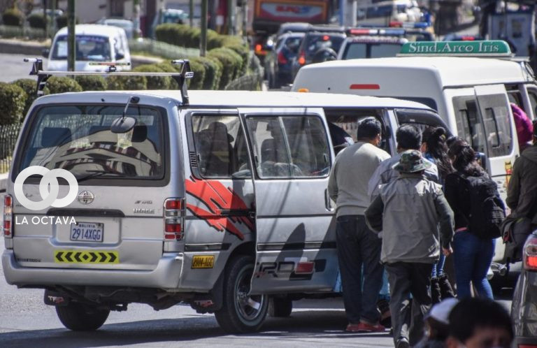 Transporte público en la ciudad de La Paz