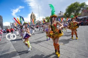 Una exhibición de la danza tradicional de la Morenada de Bolivia.
