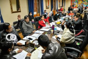 Sesión de la Comisión Mixta de Constitución, Legislación y Sistema Electoral durante este viernes.