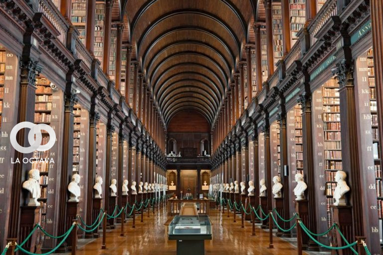 La Biblioteca: Una historia del mundo