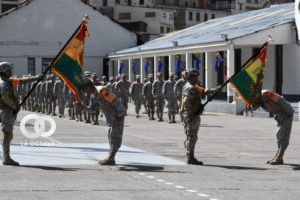 Entrega de libretas de Servicio Militar a 57 rescatistas del SBRAB.