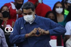 Nicolás Maduro permanecerá como presidente