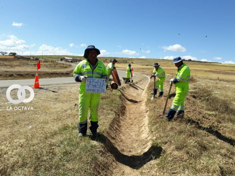 ABC genera empleos ante el mantenimiento de carreteras