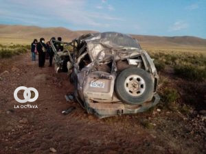 Accidente de personal de la Aduana Nacional, deja dos fallecidos