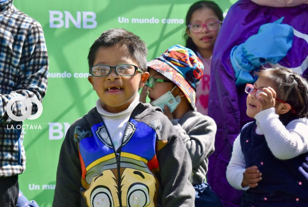 BNB realiza campañas para niños con problemas visuales