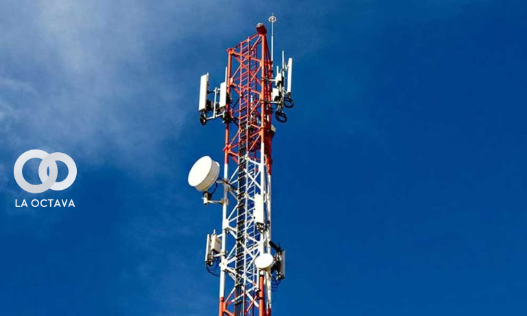Entel abre nuevas radio bases
