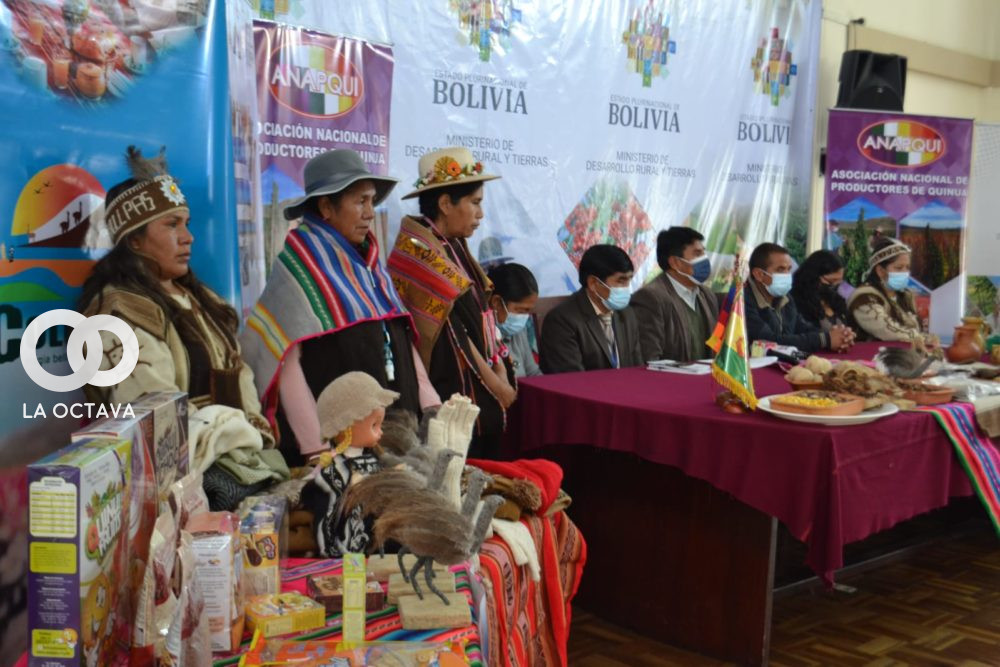 Feria de reactivación económica en Bolivia