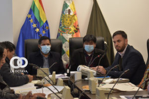 Autoridades presentes en la presentación de informe sobre el caso Narcoaudios