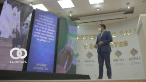 Jeyson Auza, Ministro de Salud y Deportes.
