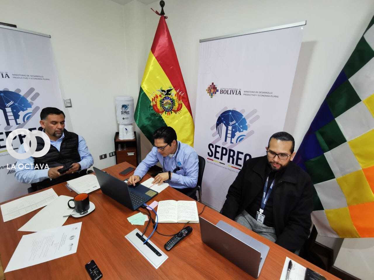 SEPREC Cochabamba capacita a auditores para tramites en plataforma