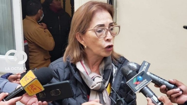 Senadora Rek