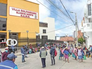 Una movilización de los padres de familia de Sucre, en marzo de este año. Fuente: Correo del Sur