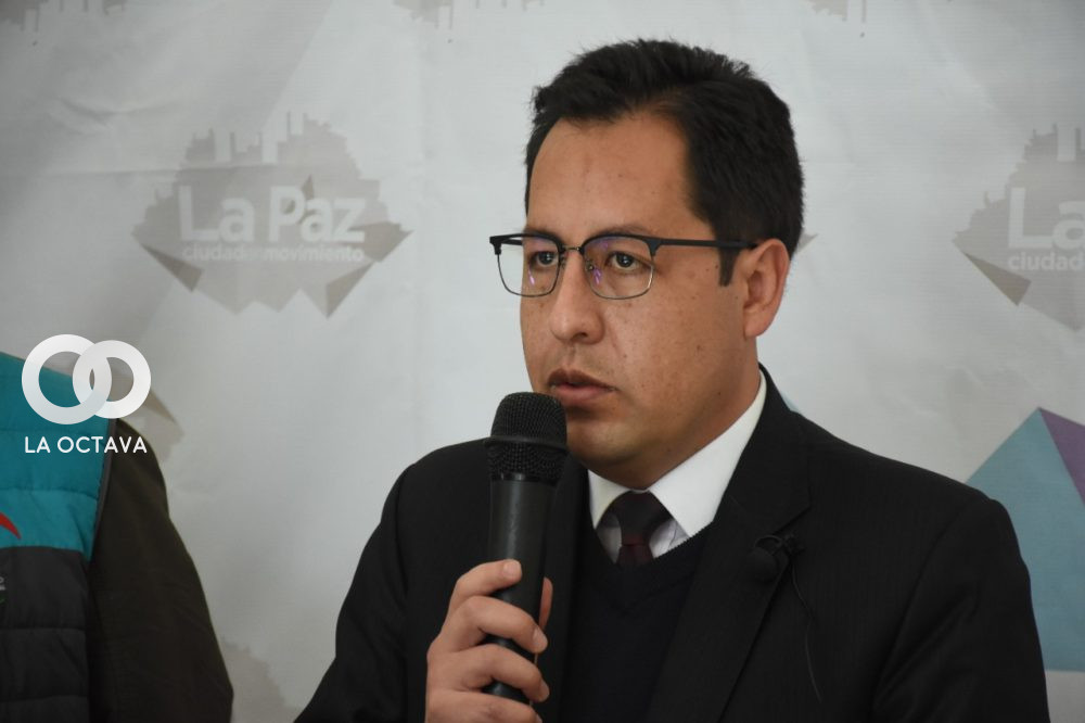 José Antonio Gonzales, Director Jurídico de la Alcaldía de La Paz, en conferencia de prensa