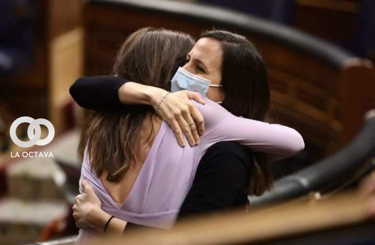 El pasado jueves (26/May) en Madrid el Congreso de los Diputados convirtió en ley la demanda del movimiento feminista de que sólo sí es sí.