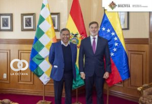 Rogelio Mayta, Ministro de Relaciones Exteriores y Félix Plasencia Ministro de Venezuela