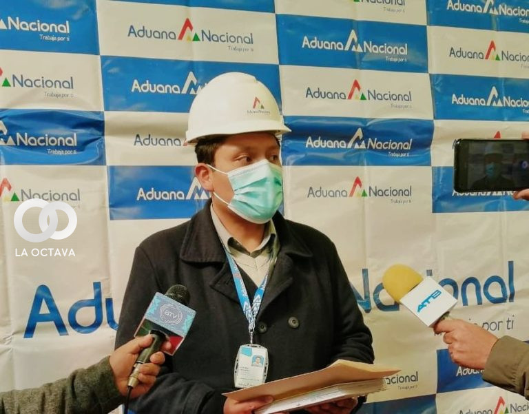 Decomisa 14 vehículos indocumentados en Potosí y Sucre