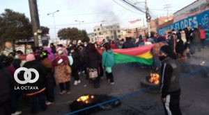 Padres de familia en El Alto, amenazan con bloqueos