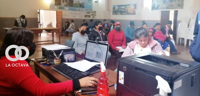 Población llega a los puntos instalados por el SERECI