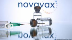 FDA evalúa riesgos y beneficios de la vacuna contra el covid-19 de Novavax