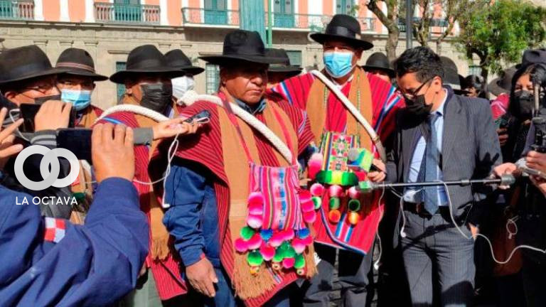 Campesinos de Tupac Katari La Paz anuncian contramarcha.