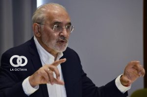 Carlos D. Mesa, ex Presidente y Jefe de CC