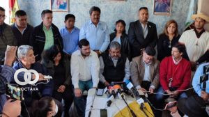 Conferencia de prensa de los comités cívicos en Cochabamba.
