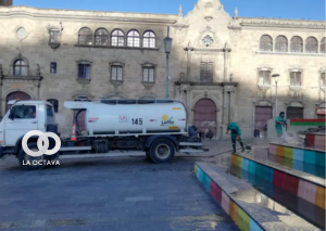 Limpieza de las calles paceñas luego de la verbena