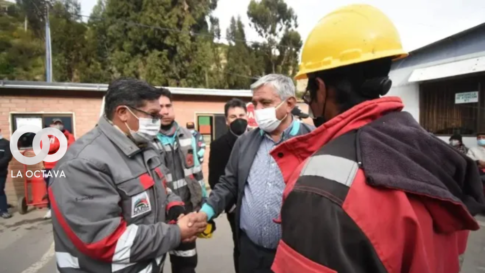 Iván Arias, Alcalde de La Paz, agradece y felicita a trabajadores municipales. Foto: AMUN