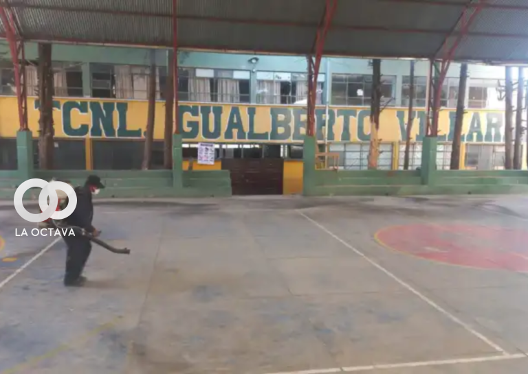 Alcaldía desinfecta unidades educativas