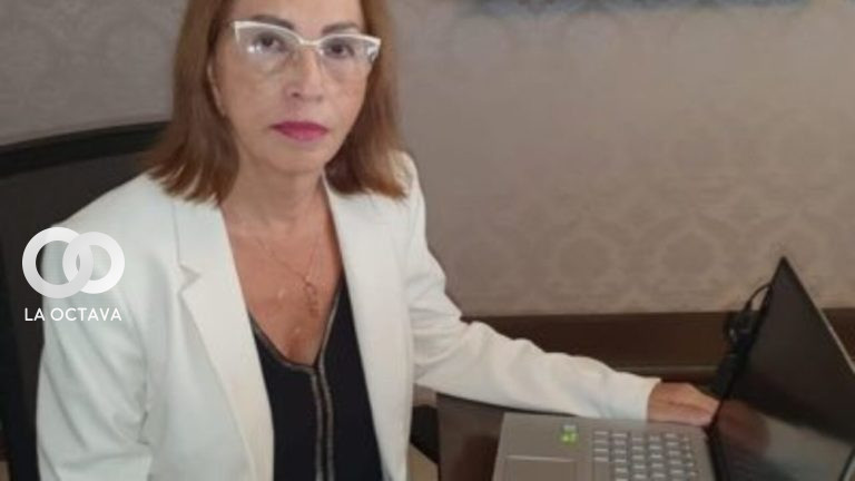 Centa Rek, Senadora de CREEMOS