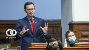El congresista Cavero, en una anterior intervención en el congreso de Perú.