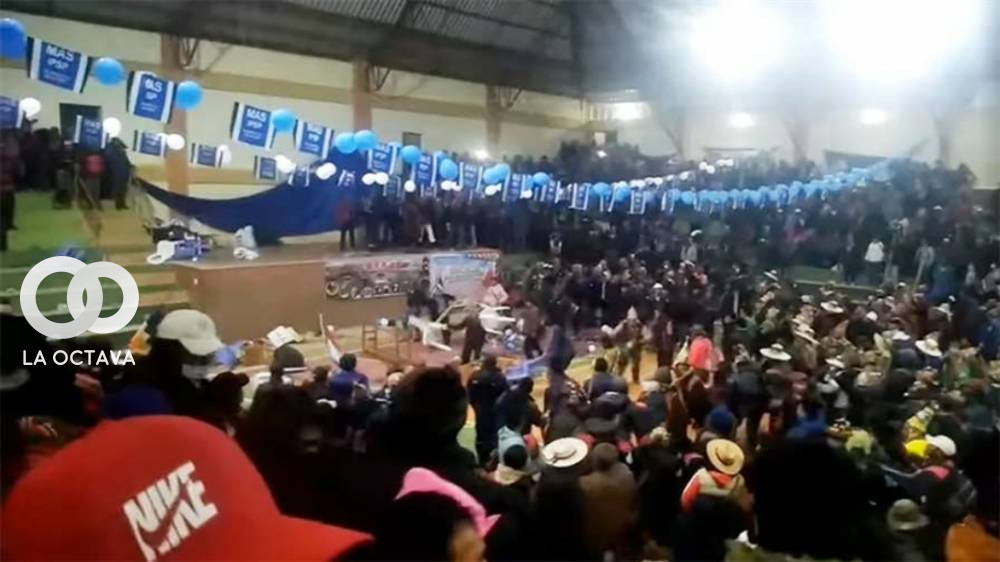 Enfrentamientos en el congreso del MAS en Potosí. Captura de video que circula en Redes Sociales