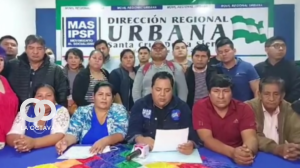 Lectura del voto resolutivo de la regional urbana del MAS en Santa Cruz. Foto captura