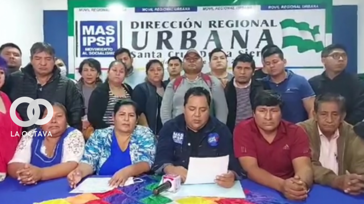 Lectura del voto resolutivo de la regional urbana del MAS en Santa Cruz. Foto captura