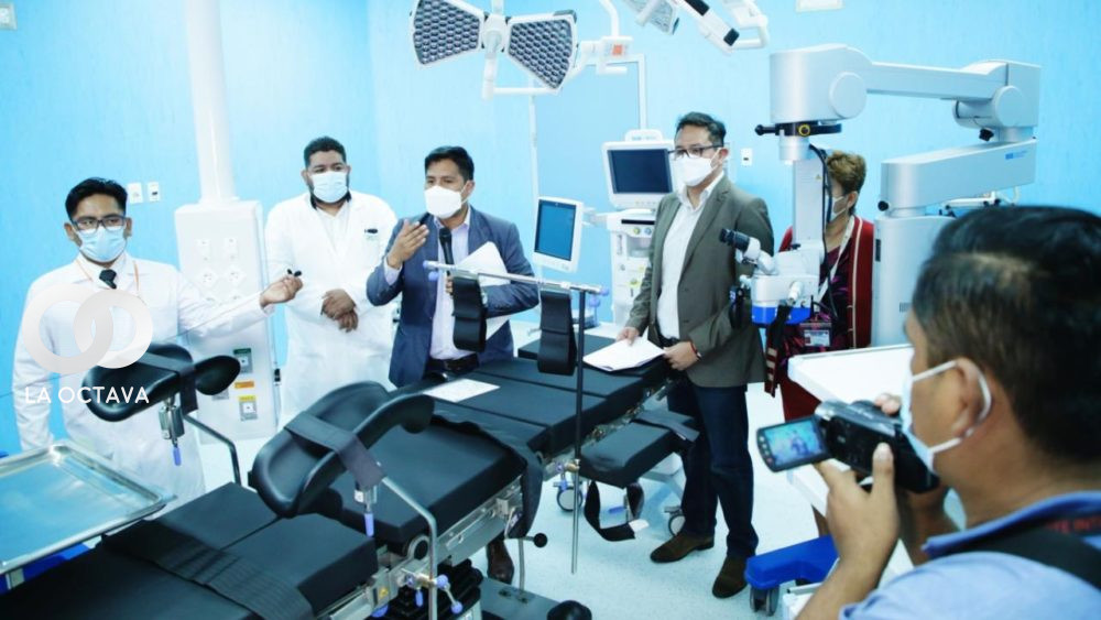 Ministerio de salud revisa equipamiento del hospital de Montero