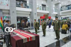 Posesionan al nuevo Comandante de la Policía Boliviana