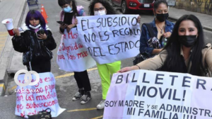 Protesta de madres contra el sedem. Foto Los Tiempos