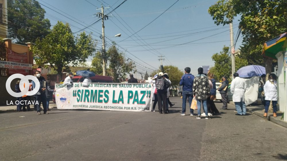 Sirmes protesta en contra del director del Hospital de Clínicas