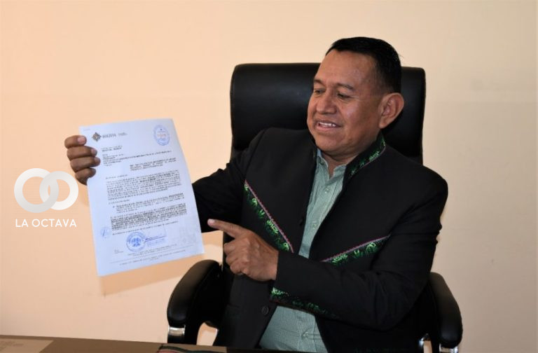 Viceministro de educación enseña la pertición a gobernaciones