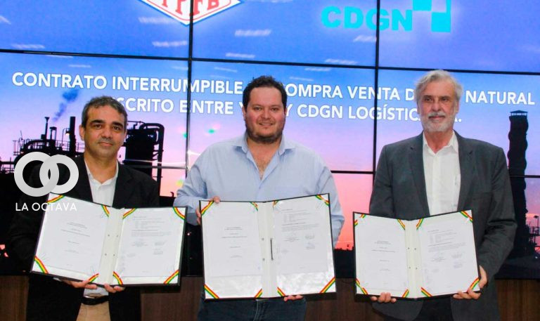 YPFB firma contrato para garantizar gas a Brasil