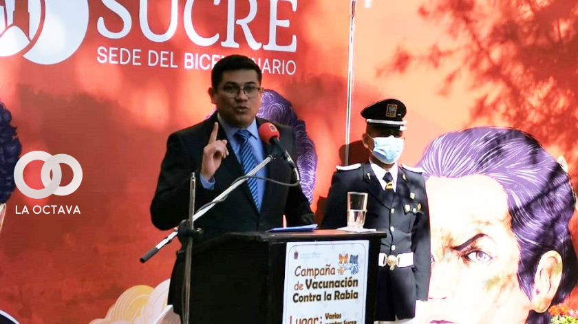 El alcalde de Sucre, Enrique Leaño, brindó este martes una conferencia de prensa