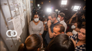 El presidente de la ALD, hijo de Zvonko Matkovic, en la puerta de la cárcel. Foto. Captura video