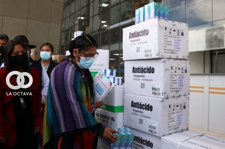 Eva Copa licita el 62% de deudas farmacéuticas.