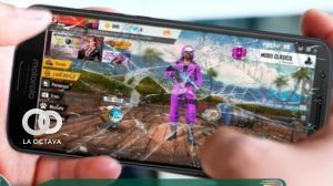 Juego Free Fire en teléfonos móviles. Foto. Policía Boliviana