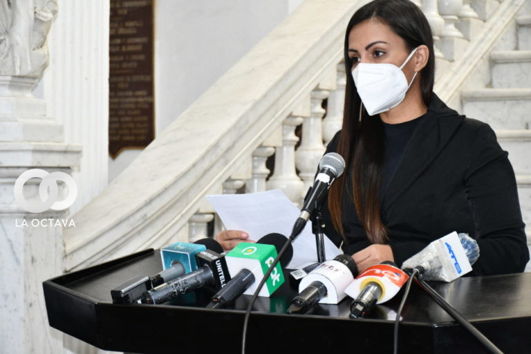 María René Álvarez, Diputada de Creemos..