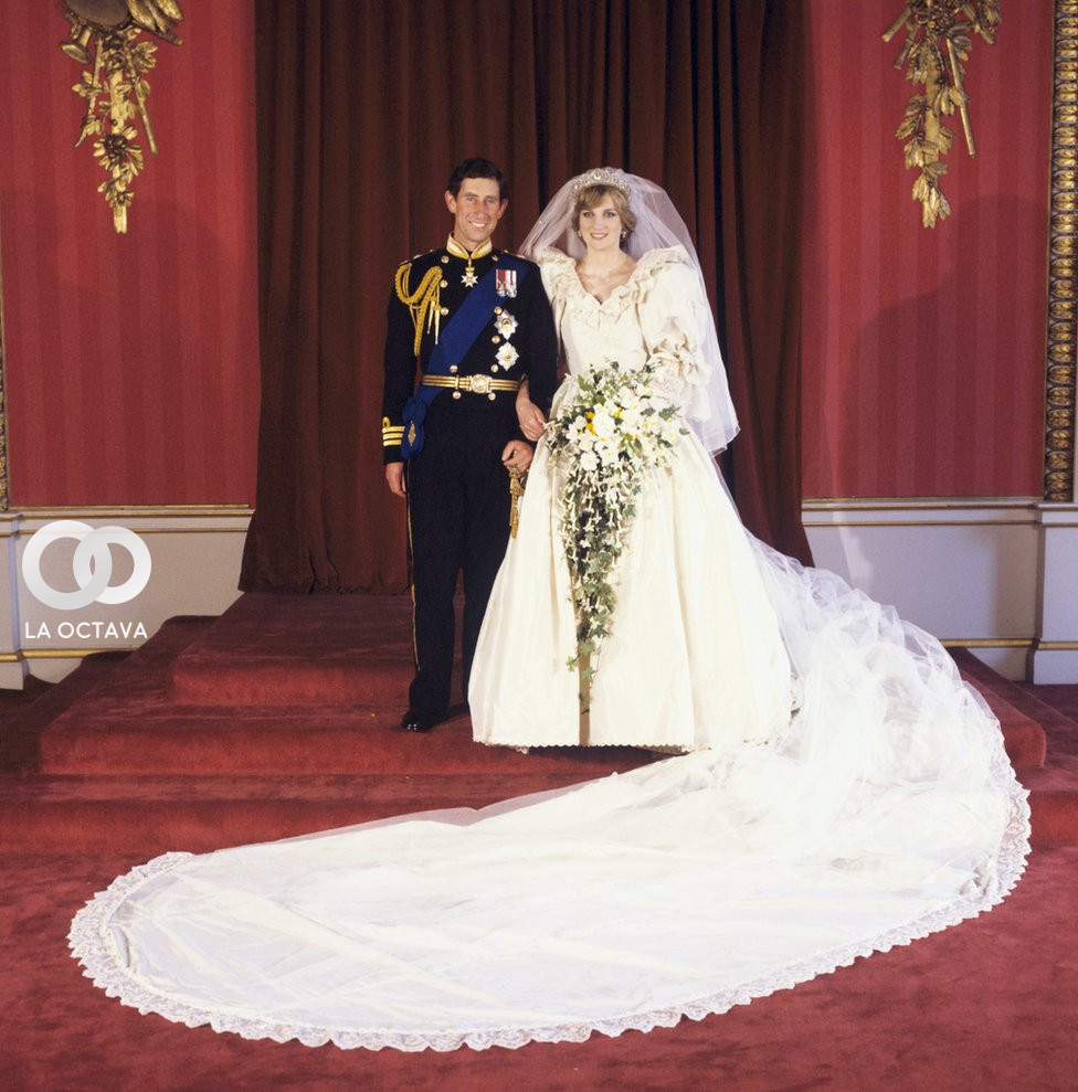 Momento del matrimonio de Lady Di y el Príncipe Carlos.