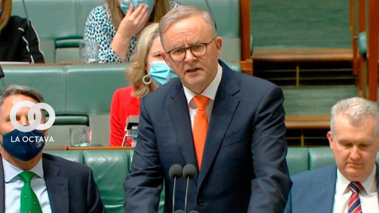 Australia aprueba legislacion historica para reducir las emisiones de carbono
