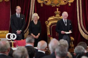 Carlos III es proclamado como nuevo monarca de Inglaterra